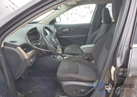 2016 Jeep Cherokee Latitude from USA, damaged, VIN 1C4PJMCS5GW142738